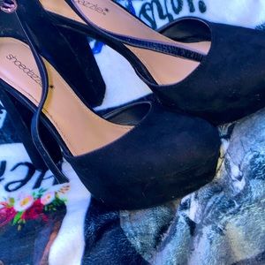 Size 8 ShoeDazzle heels. Only worn once (to prom).